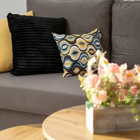 Apartment Reja Sunny With Parking By Renters Wroclaw